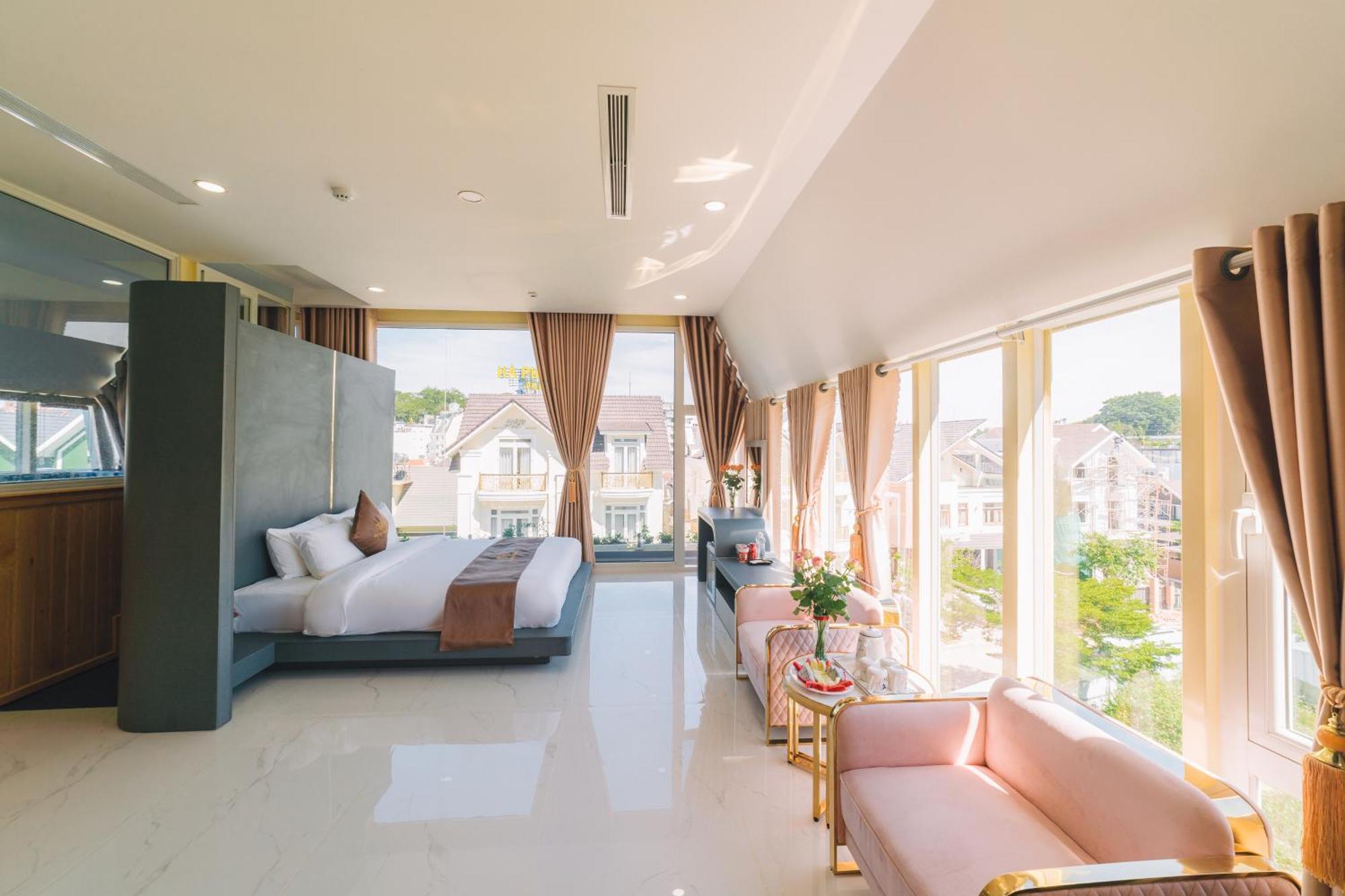Quy Tai Premium Hotel Dalat Exterior foto
