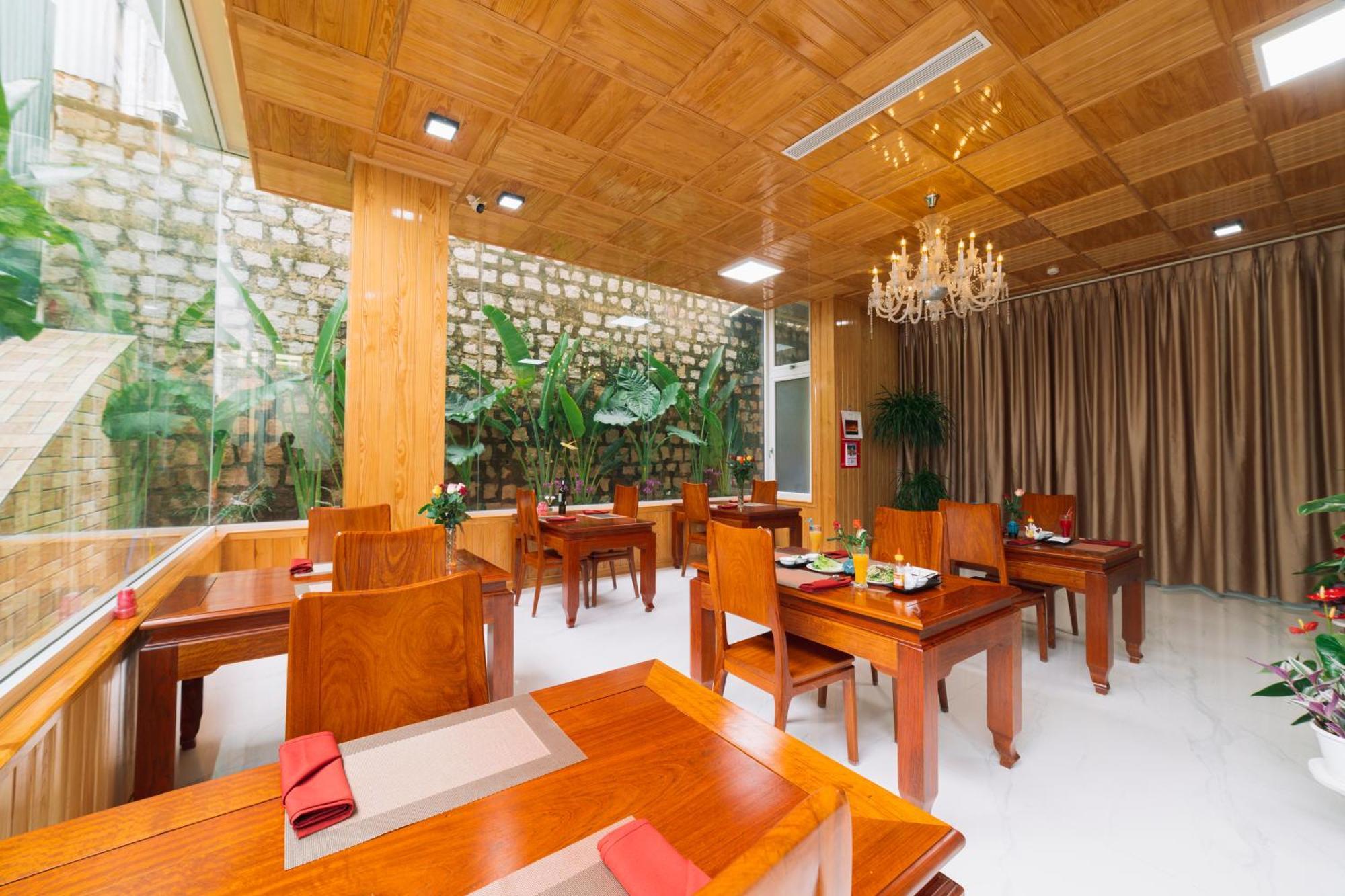 Quy Tai Premium Hotel Dalat Exterior foto