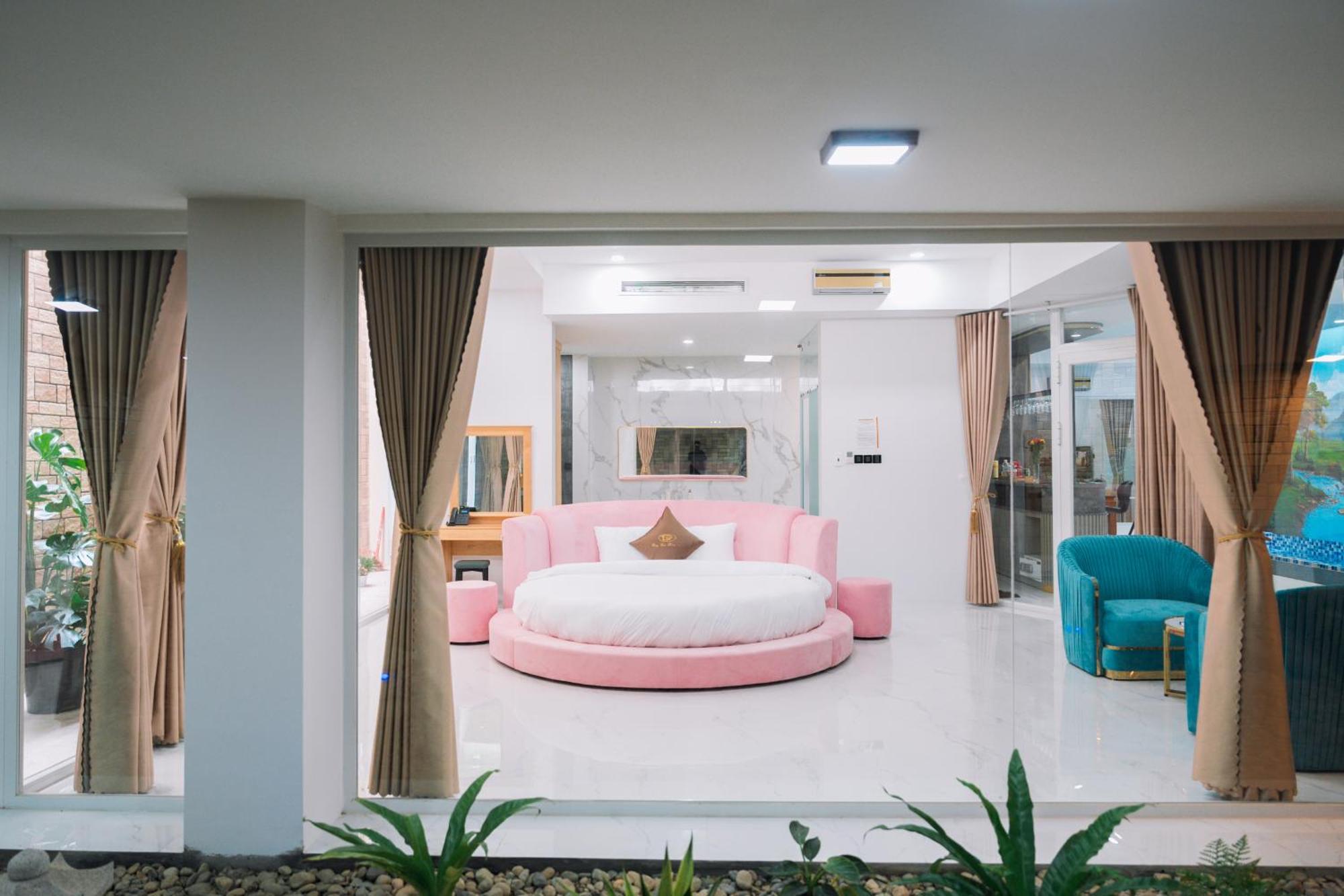 Quy Tai Premium Hotel Dalat Exterior foto